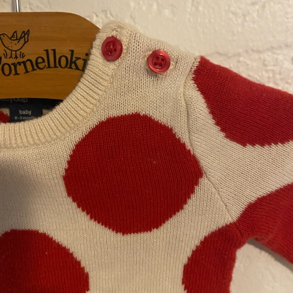 Baby Gap Jumpsuit (0-3 Months) - Picture 4 of 10